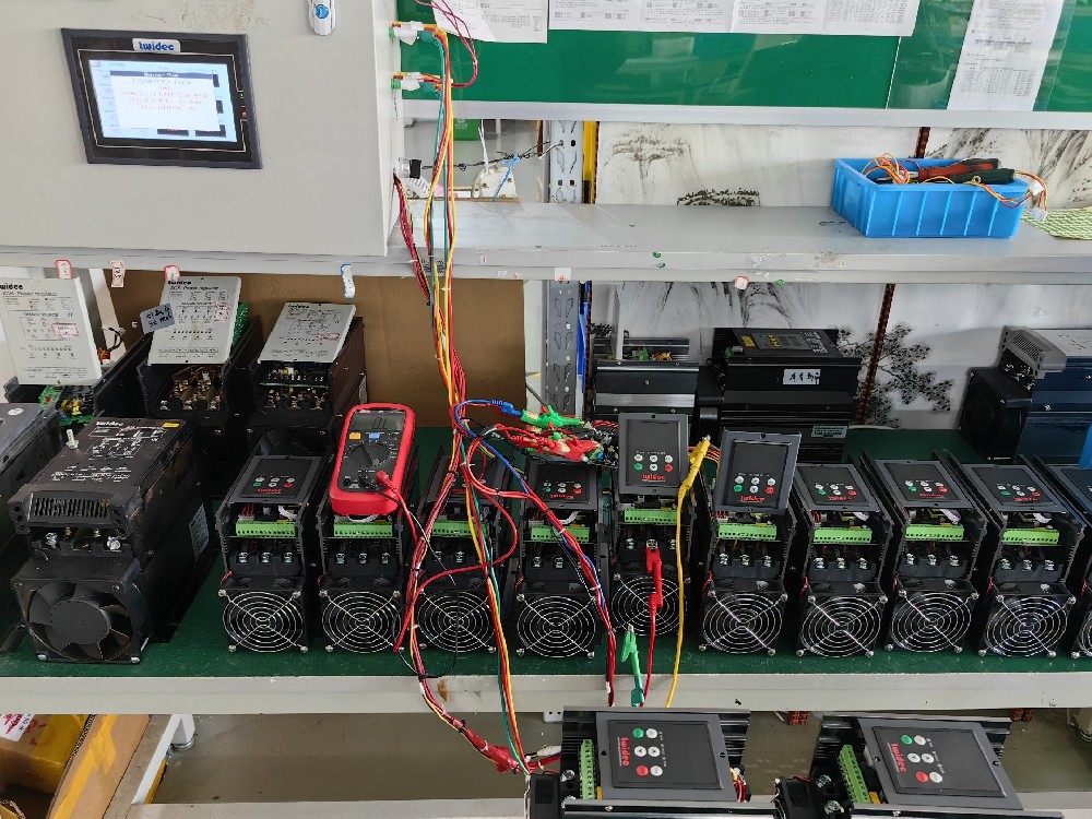 在构筑能源治理领域，电力调整器怎么共同智能照明系统实现最大化节能？